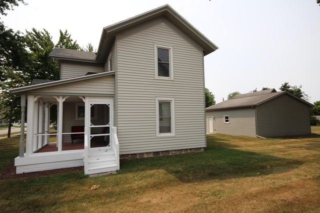 208 S Michigan Avenue, Vicksburg, MI 49097