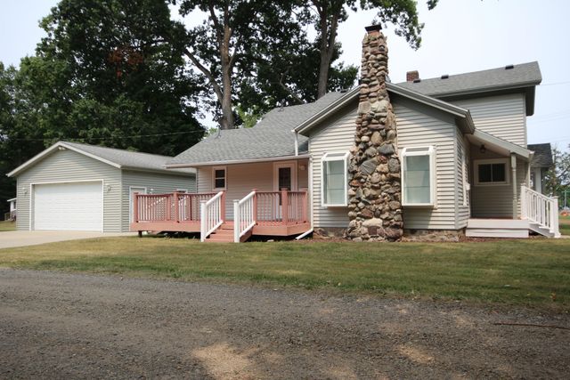 208 S Michigan Avenue, Vicksburg, MI 49097