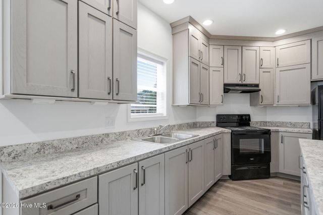 2802 Worth Drive, Wilmington, NC 28412