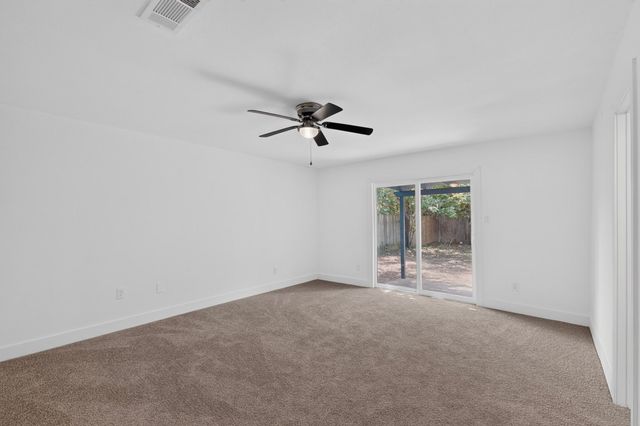 6000 Cool Springs Drive, Arlington, TX 76001
