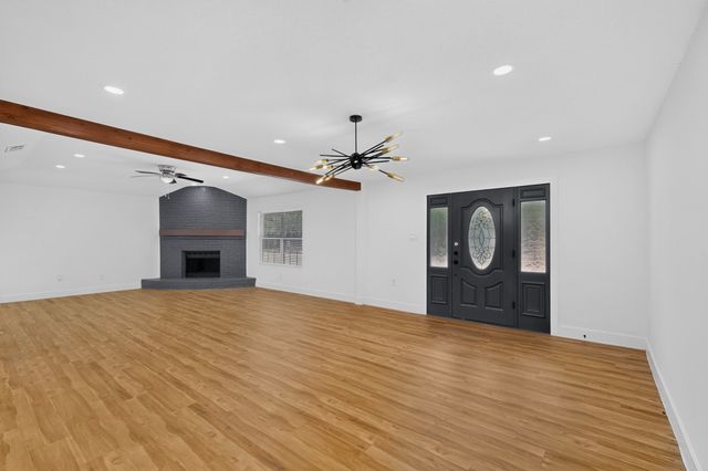 6000 Cool Springs Drive, Arlington, TX 76001