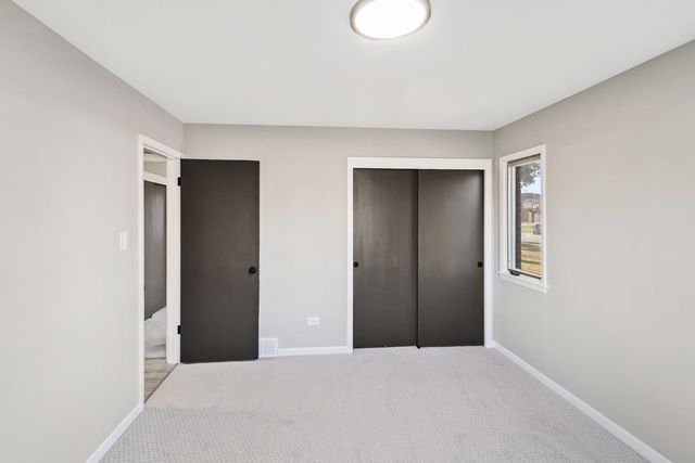 17001 Kimbark Avenue, South Holland, IL 60473