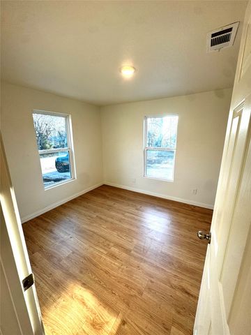 251 E Crow Street, Stephenville, TX 76401