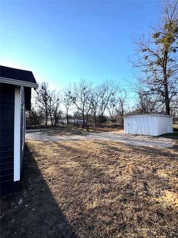 251 E Crow Street, Stephenville, TX 76401