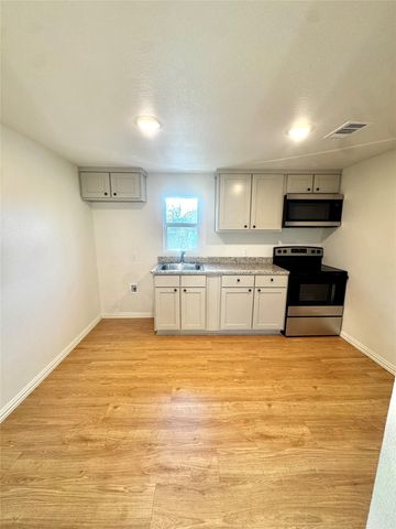 251 E Crow Street, Stephenville, TX 76401