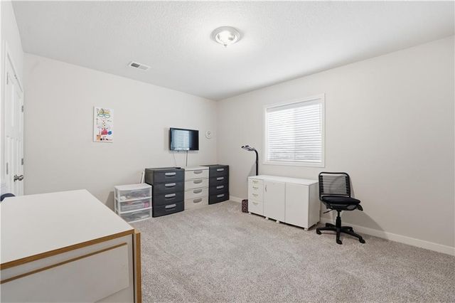 22503 Vincent Street, Peculiar, MO 64078