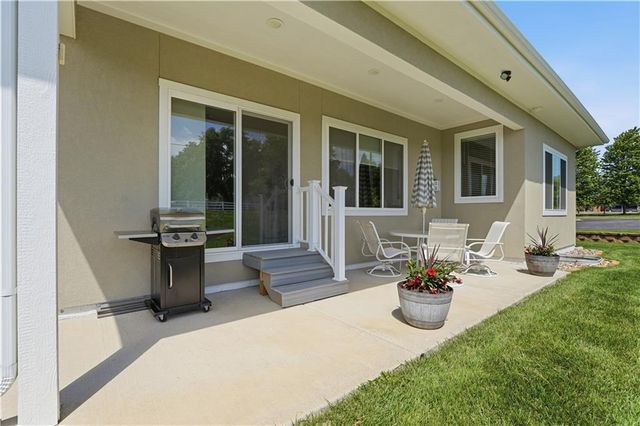 22503 Vincent Street, Peculiar, MO 64078