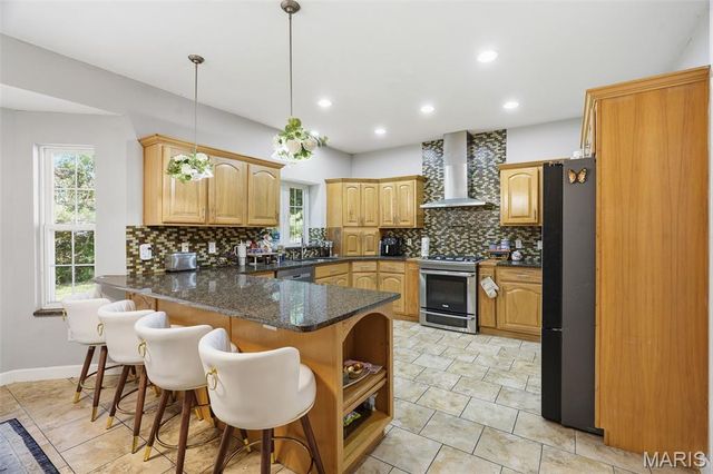 1611 Coles Court, Edwardsville, IL 62025