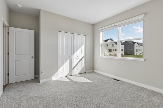 17248 Draft Horse Boulevard, Lakeville, MN 55044