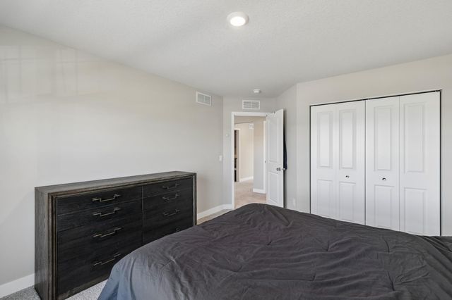 17248 Draft Horse Boulevard, Lakeville, MN 55044