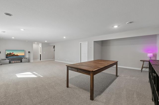 17248 Draft Horse Boulevard, Lakeville, MN 55044