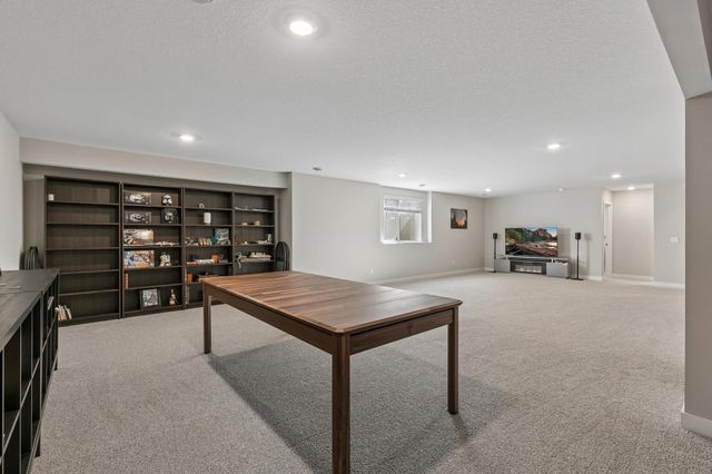 17248 Draft Horse Boulevard, Lakeville, MN 55044