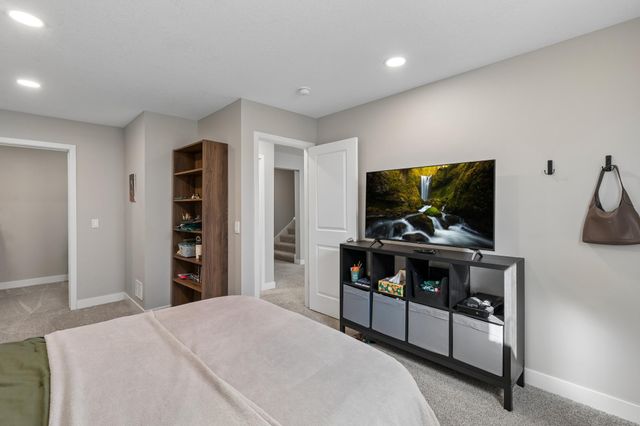 17248 Draft Horse Boulevard, Lakeville, MN 55044