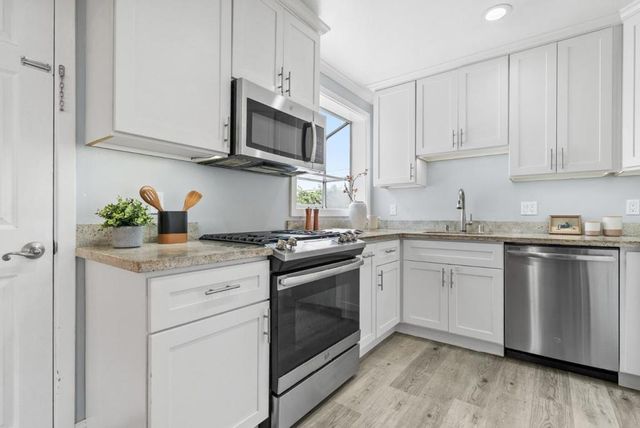 215 Mansfield Drive, South San Francisco, CA 94080