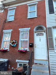 1104 W 2ND ST, Wilmington, DE 19805