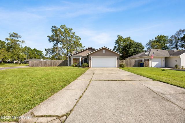 407 MOBY DICK Drive S, Jacksonville, FL 32218