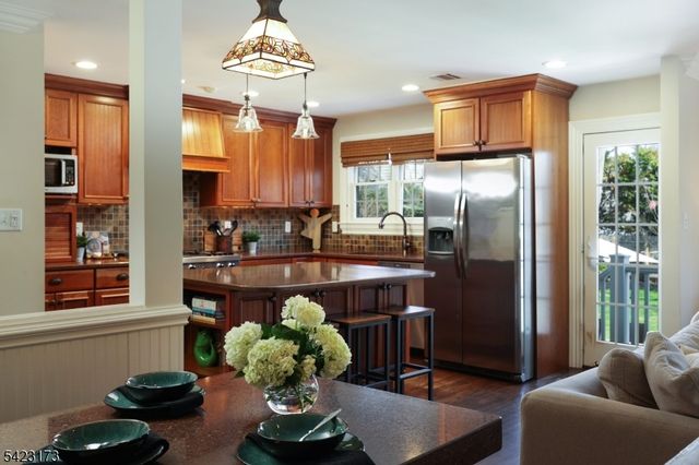 1311 Pine Grove Ave, Westfield Town, NJ 07090