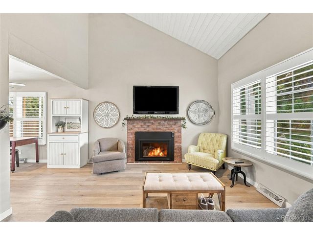 7098 S Knolls Way, Centennial, CO 80122