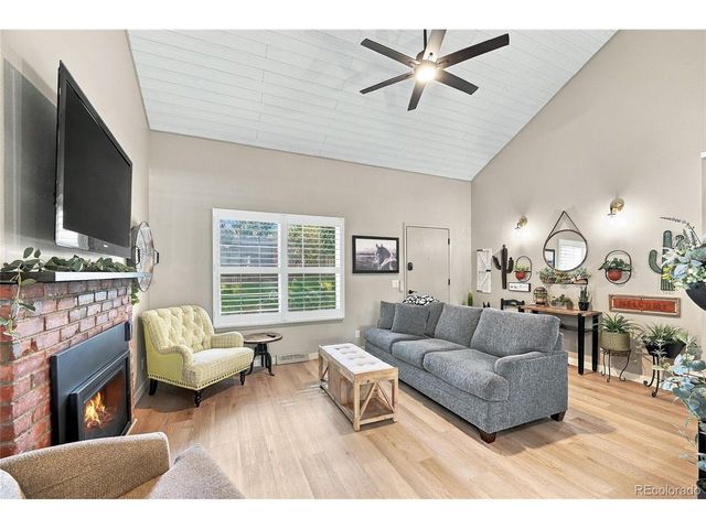 7098 S Knolls Way, Centennial, CO 80122