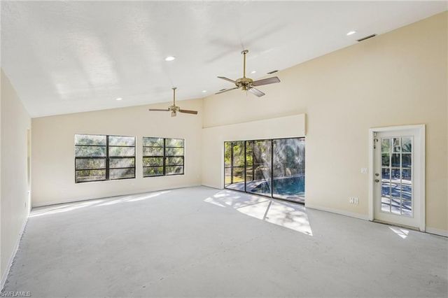 7280 Pelas CIR, North Fort Myers, FL 33917