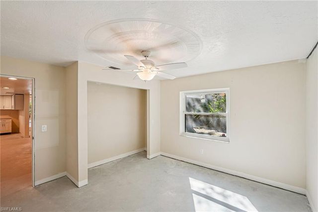 7280 Pelas CIR, North Fort Myers, FL 33917