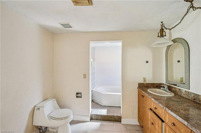 7280 Pelas CIR, North Fort Myers, FL 33917