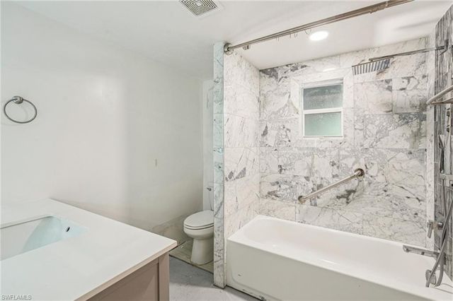 7280 Pelas CIR, North Fort Myers, FL 33917