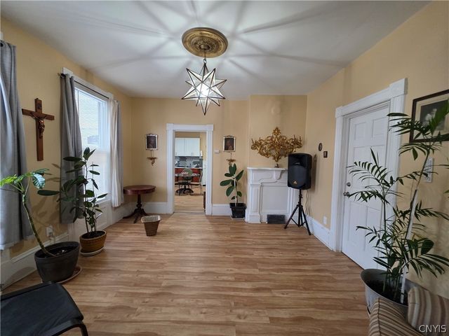 711 Jay Street, Utica, NY 13501