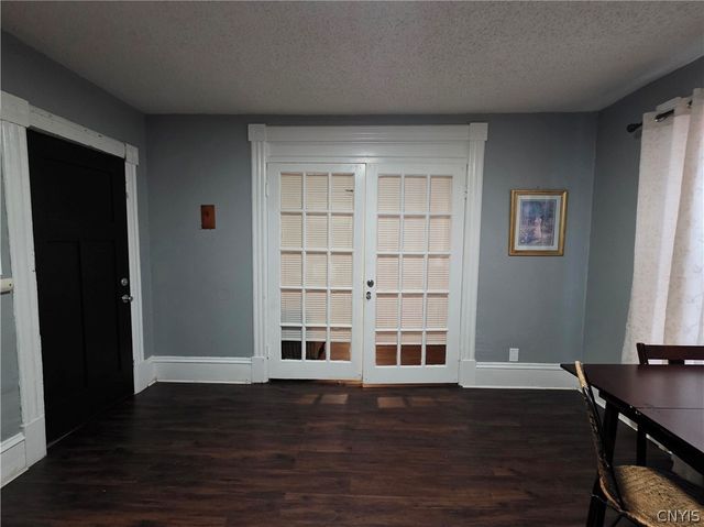 711 Jay Street, Utica, NY 13501