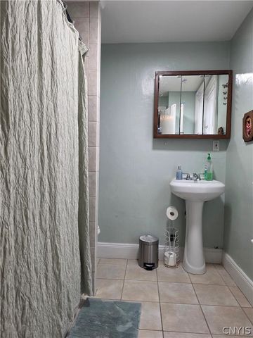 711 Jay Street, Utica, NY 13501