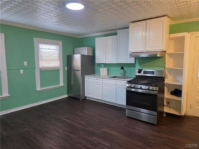 711 Jay Street, Utica, NY 13501