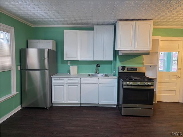 711 Jay Street, Utica, NY 13501