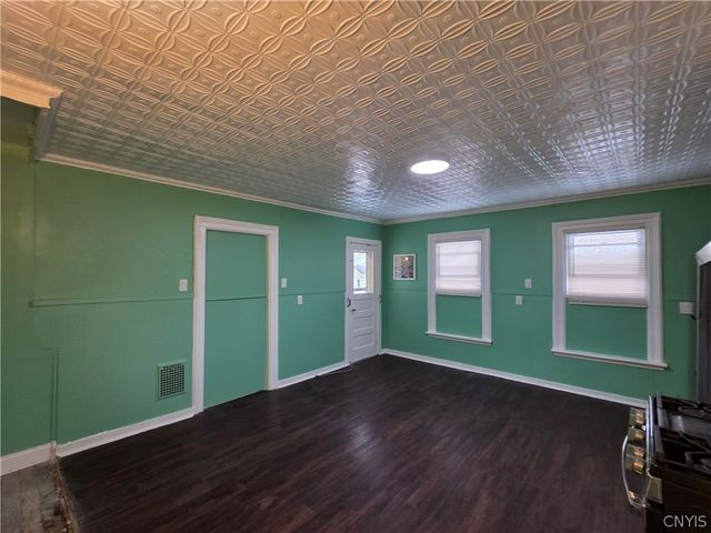 711 Jay Street, Utica, NY 13501