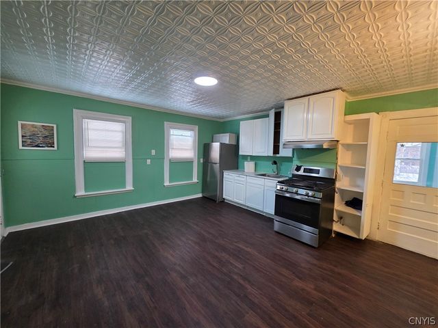 711 Jay Street, Utica, NY 13501