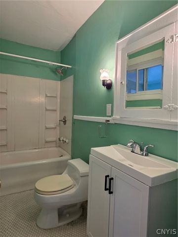 711 Jay Street, Utica, NY 13501