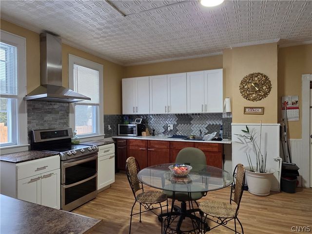 711 Jay Street, Utica, NY 13501