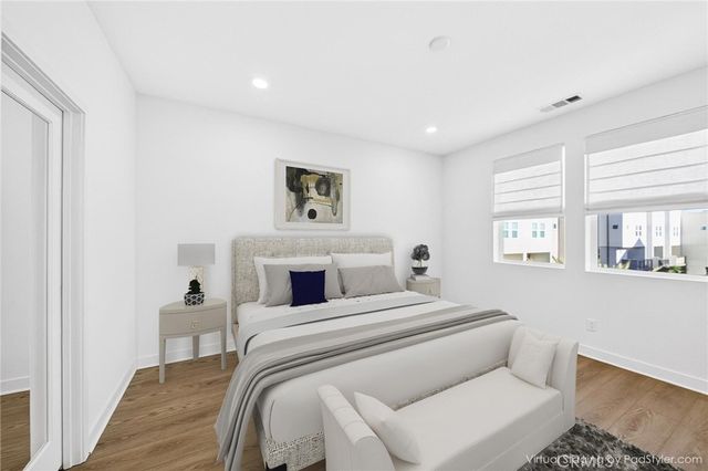 1649 W Lincoln 101, Anaheim, CA 92801