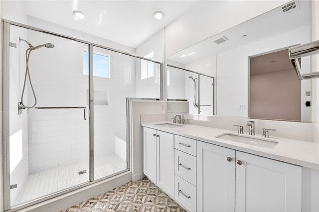 1649 W Lincoln 101, Anaheim, CA 92801