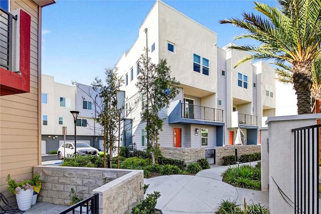 1649 W Lincoln 101, Anaheim, CA 92801