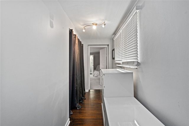 330 Duss Ave, Ambridge, PA 15003