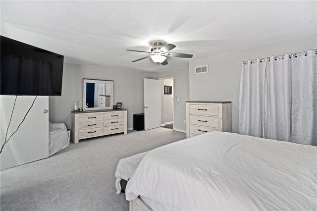 330 Duss Ave, Ambridge, PA 15003