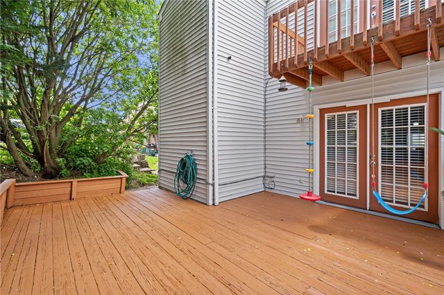 330 Duss Ave, Ambridge, PA 15003