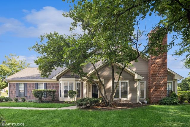 639 Clover Hill Lane, Elk Grove Village, IL 60007