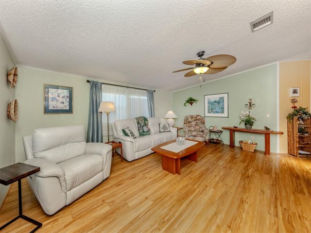 452 SHARKS POINT, North Port, FL 34287