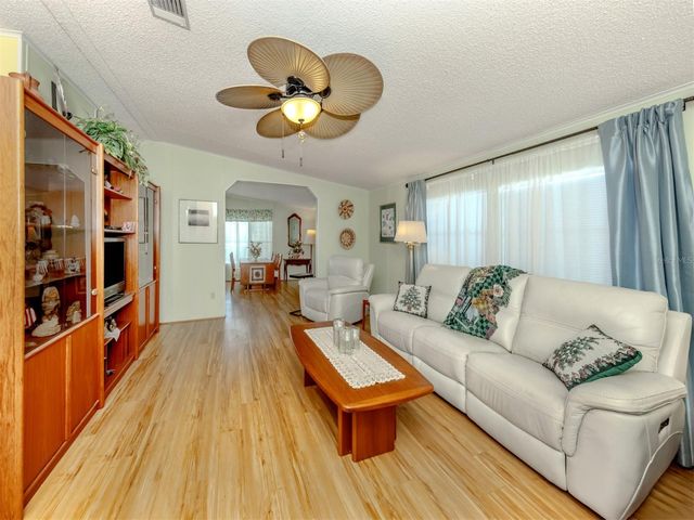 452 SHARKS POINT, North Port, FL 34287