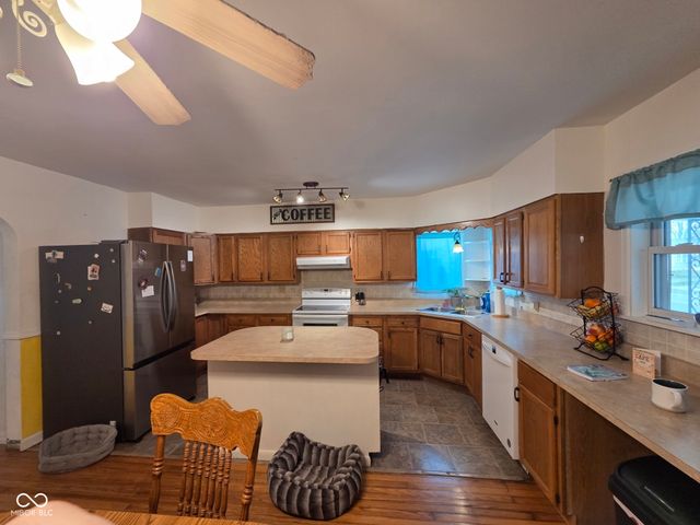 423 S State Street, North Vernon, IN 47265