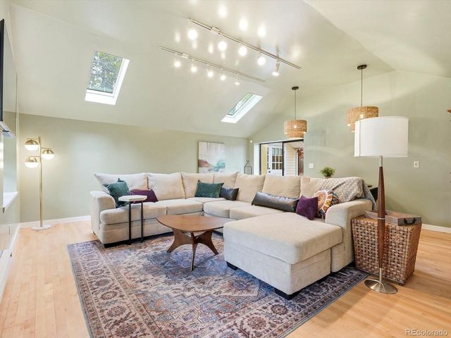 1602 Glen Bar Dr, Lakewood, CO 80215