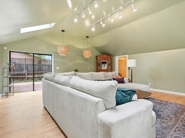 1602 Glen Bar Dr, Lakewood, CO 80215