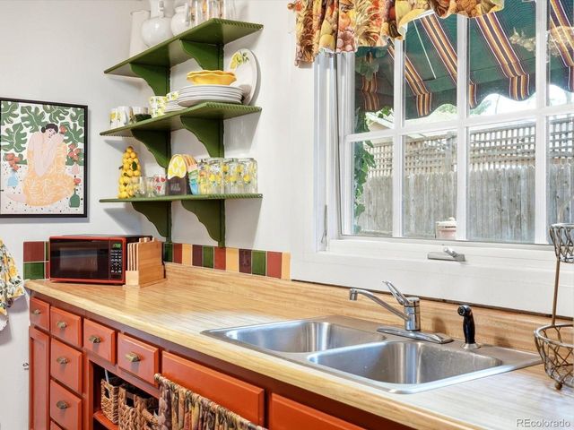 1602 Glen Bar Dr, Lakewood, CO 80215