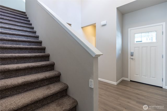 9977 Jackson Street SE, Yelm, WA 98597